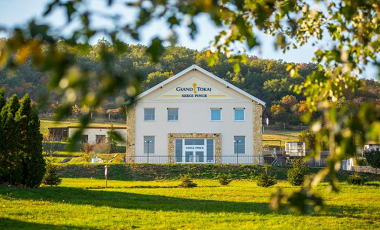 GRAND TOKAJI